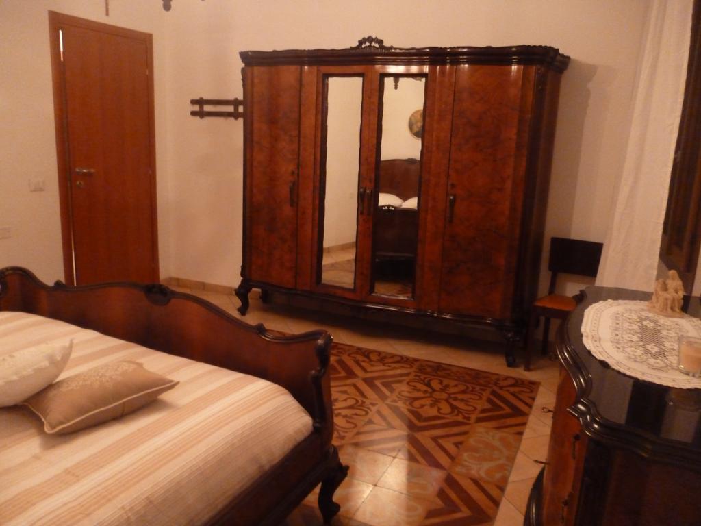 B&B Il Glicine Badia Polesine Habitación foto